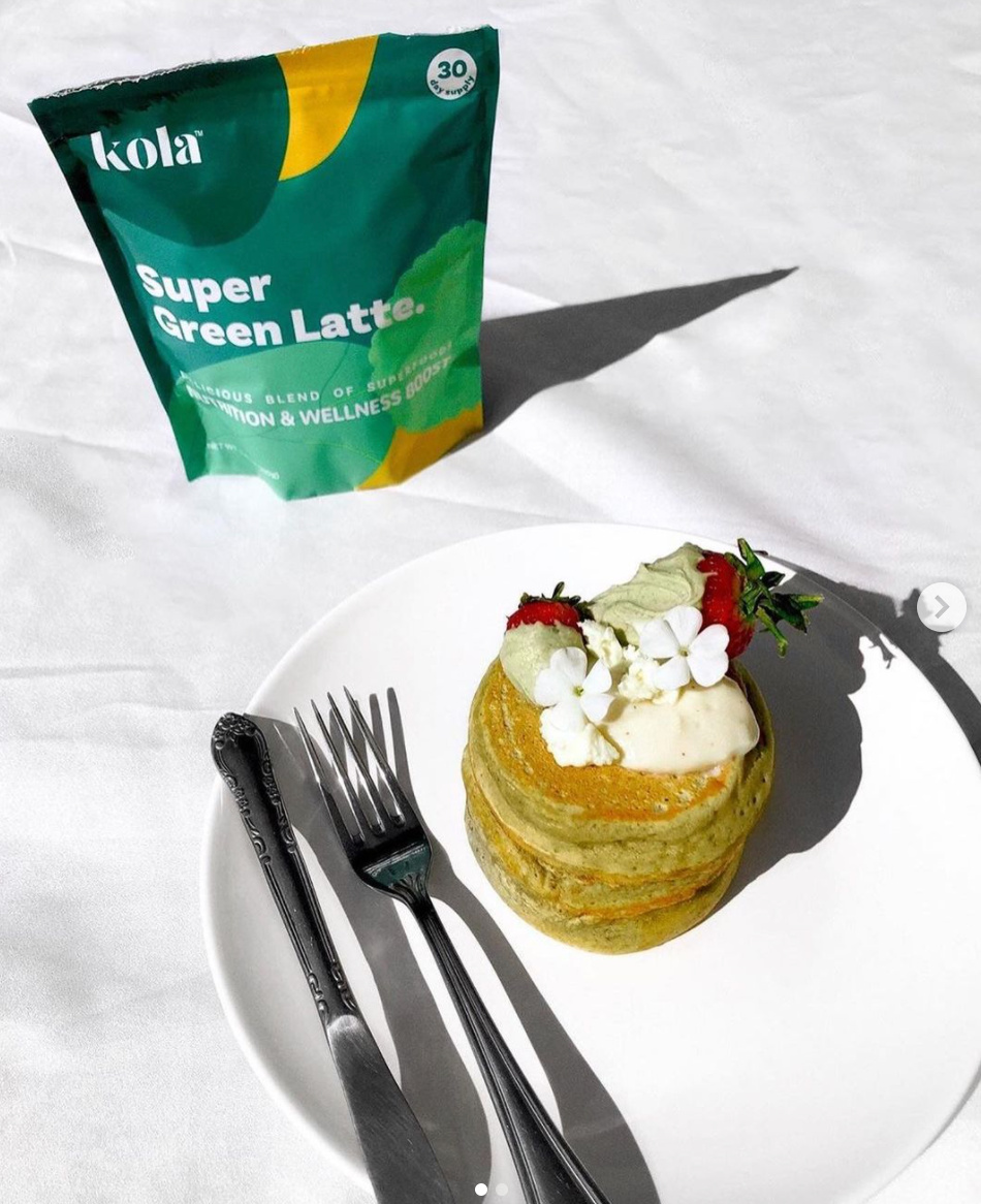 Vegan Green Latte SoufflƩ Pancakes